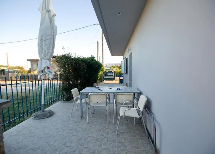 House With Sea Breeze-Anemelia